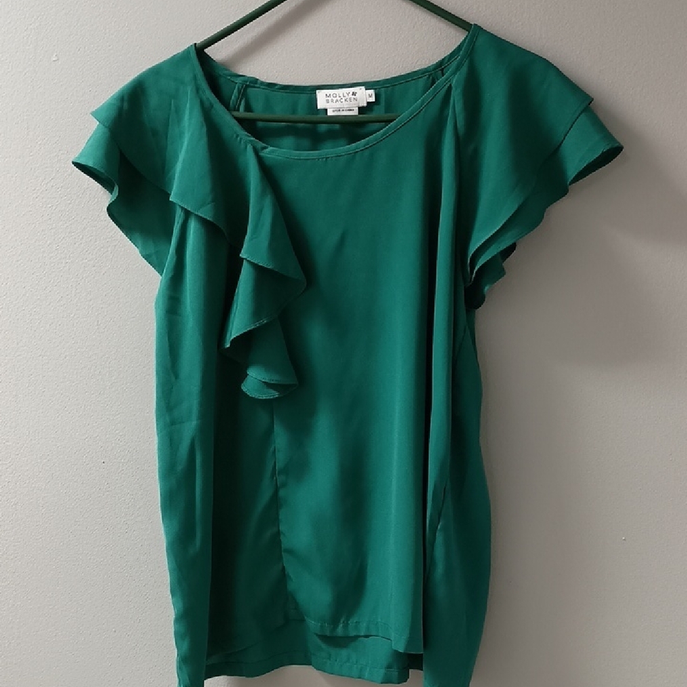 Molly Bracken Green Cap Sleeve Ruffled Blouse